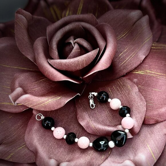 Hand Made Bracelet by Anwen - Picture 10 of 16